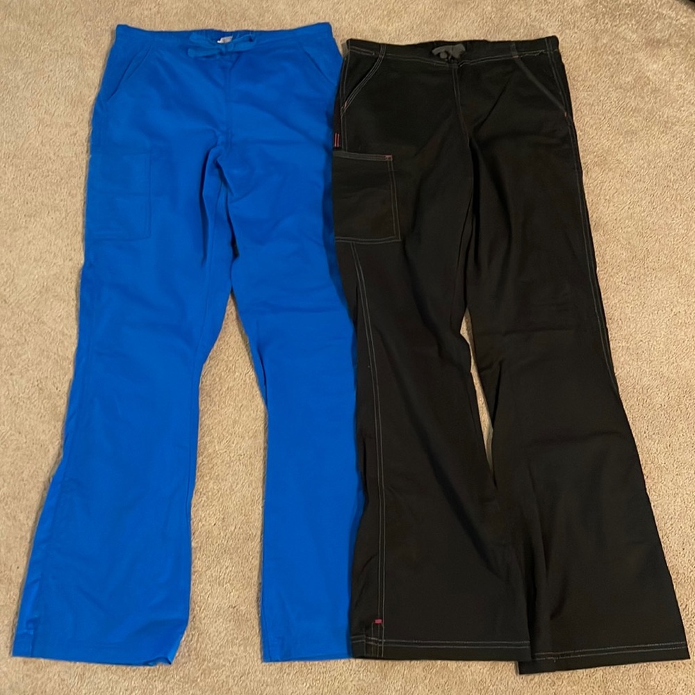 Wonder Wink scrub pants